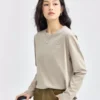 giordano-2704-3600844-1 Women's Cotton Embroidery Long Sleeve Tee