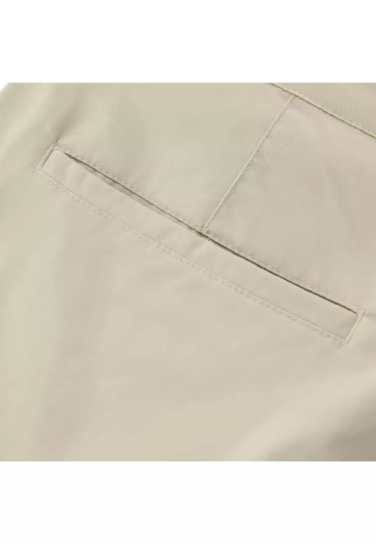 Men's Cool Touch Hidden Comfort Regular Tapered Khaki Pants
