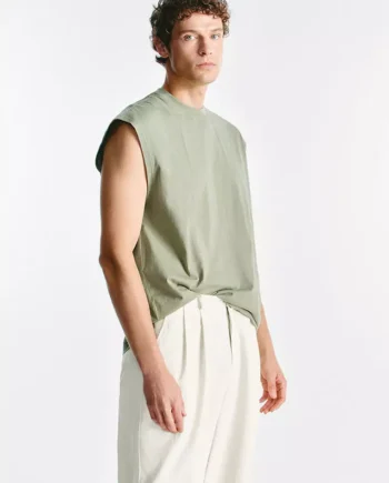 urban-revivo-4879-3771854-1 Loose Tank Tops